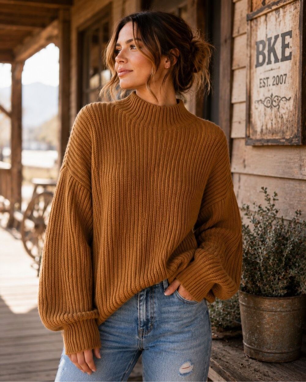 Buckle BKE Caramel Ribbed Mock Neck Sweater Size Small